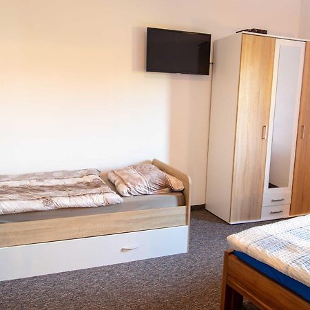 Kröslin Ferienhaus Mit Maritimer Einrichtung מראה חיצוני תמונה